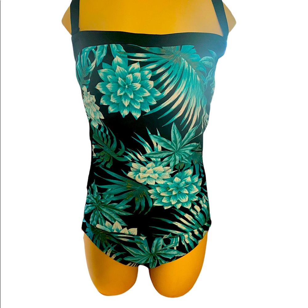 Ladies EUC Swimsuit Size 16